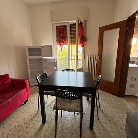 Apartment 19